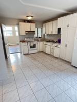 featured image of 2342 Lake Shore Blvd W