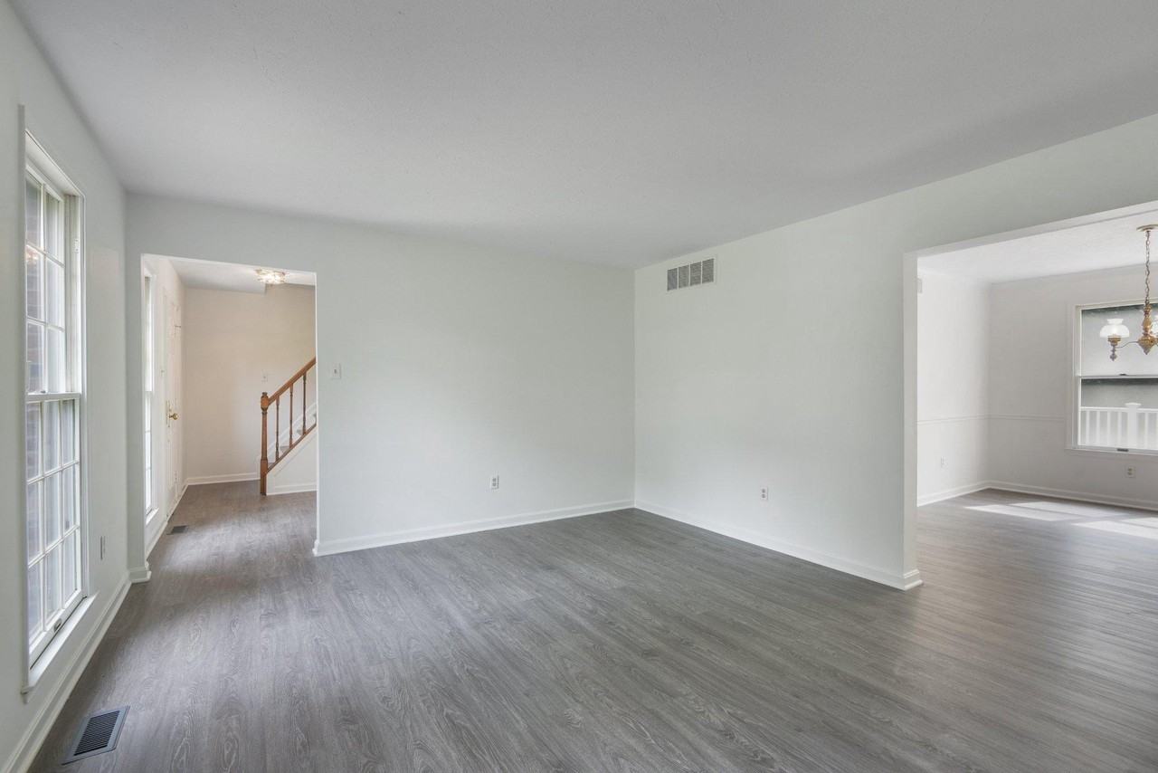 91 Premier Ct - Photo 3 of 48