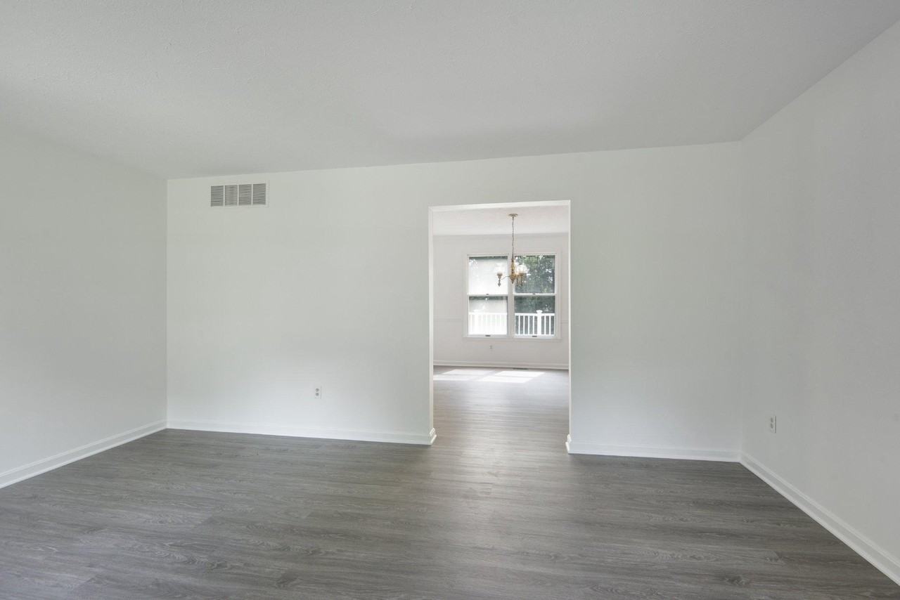 91 Premier Ct - Photo 5 of 48