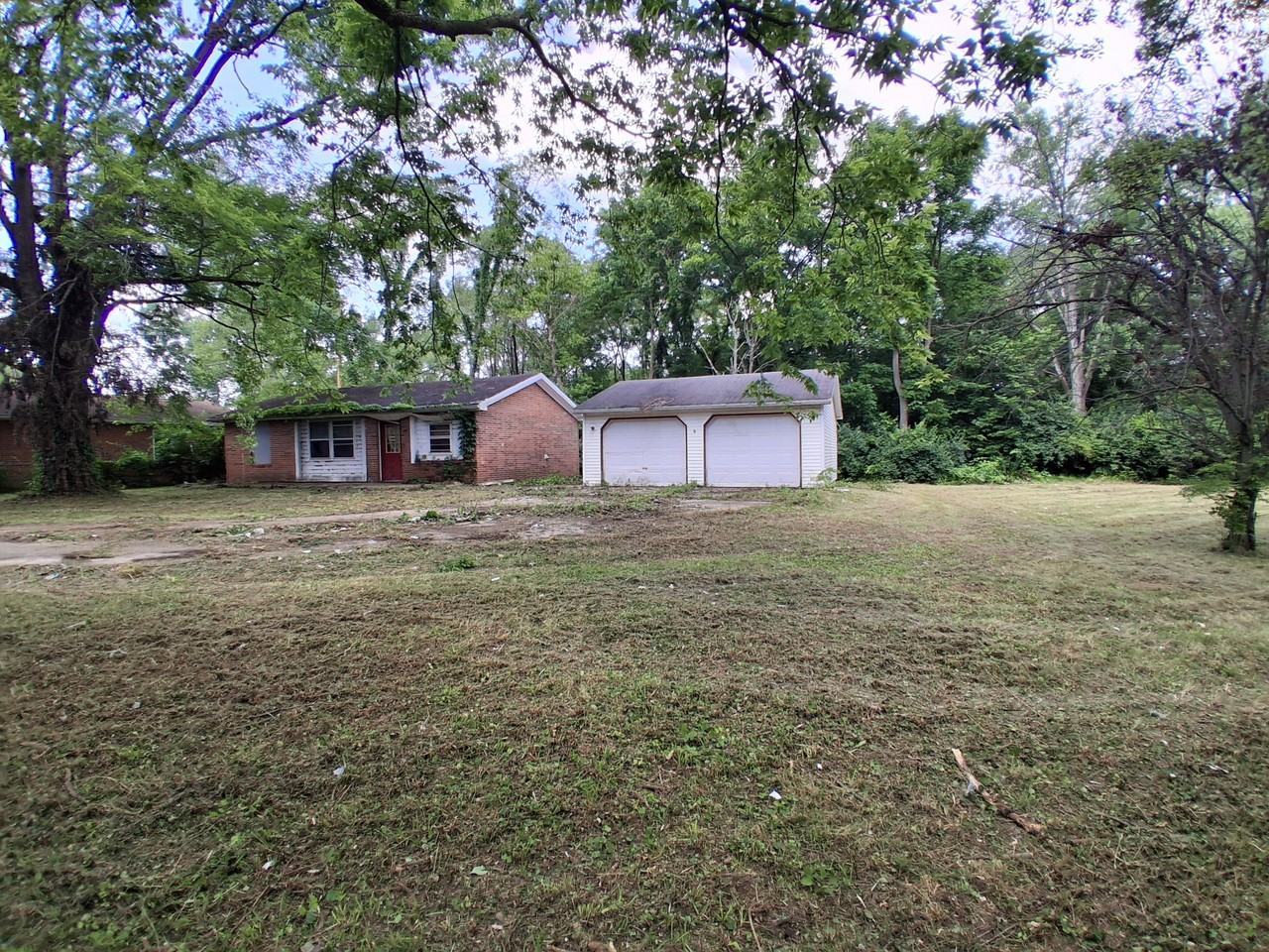 903 S Tennessee Ave #1 - Photo 3 of 14