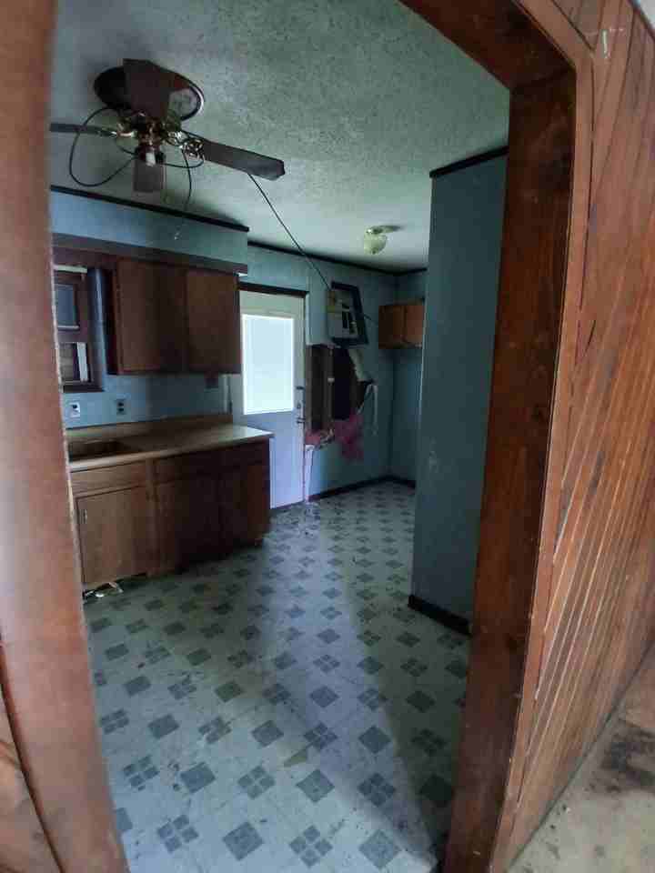 903 S Tennessee Ave #1 - Photo 6 of 14