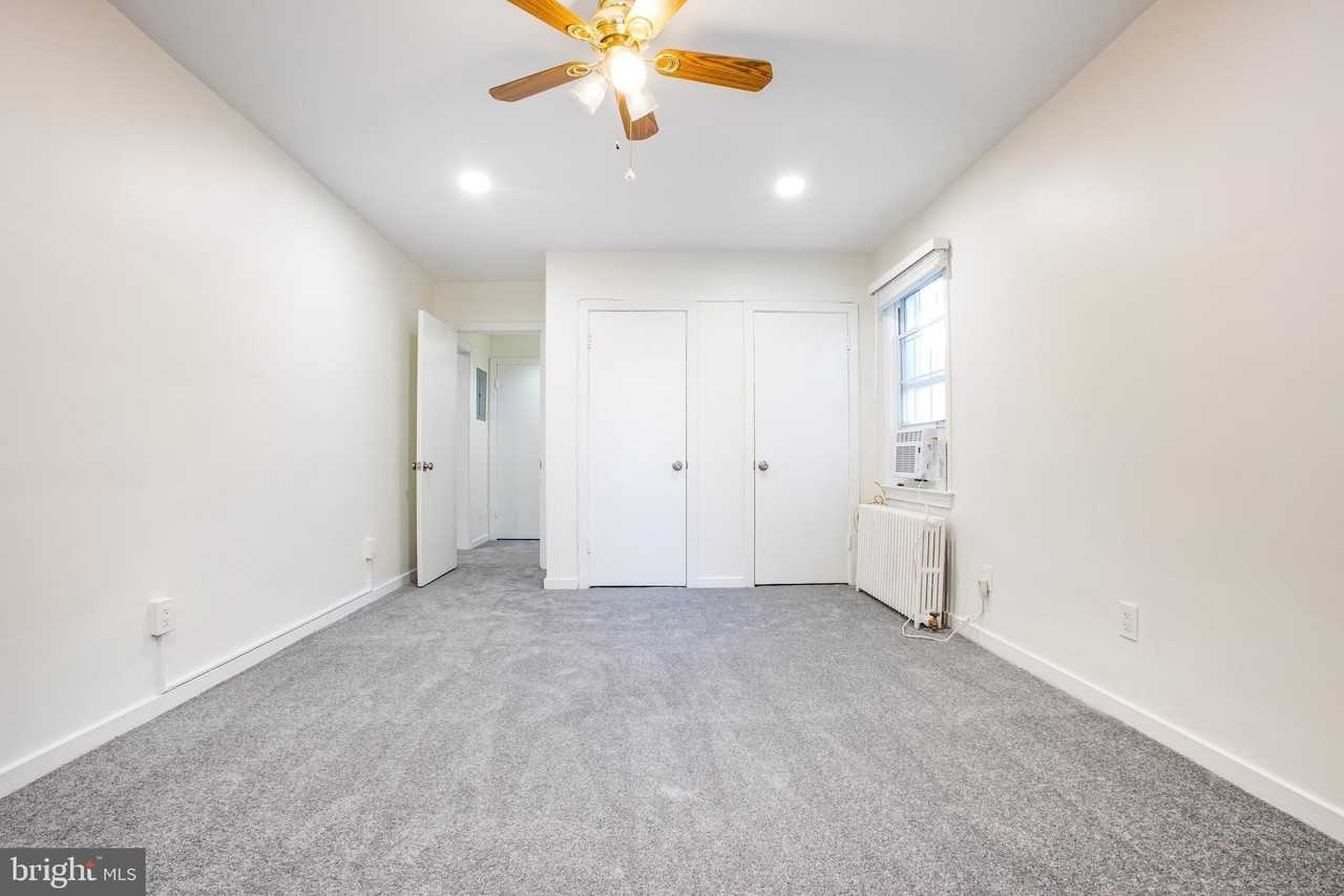 5007 10th St S #2 - Photo 5 of 34