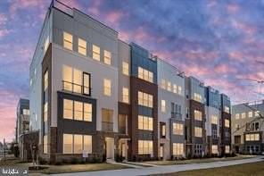 2528 Neabsco Common Pl