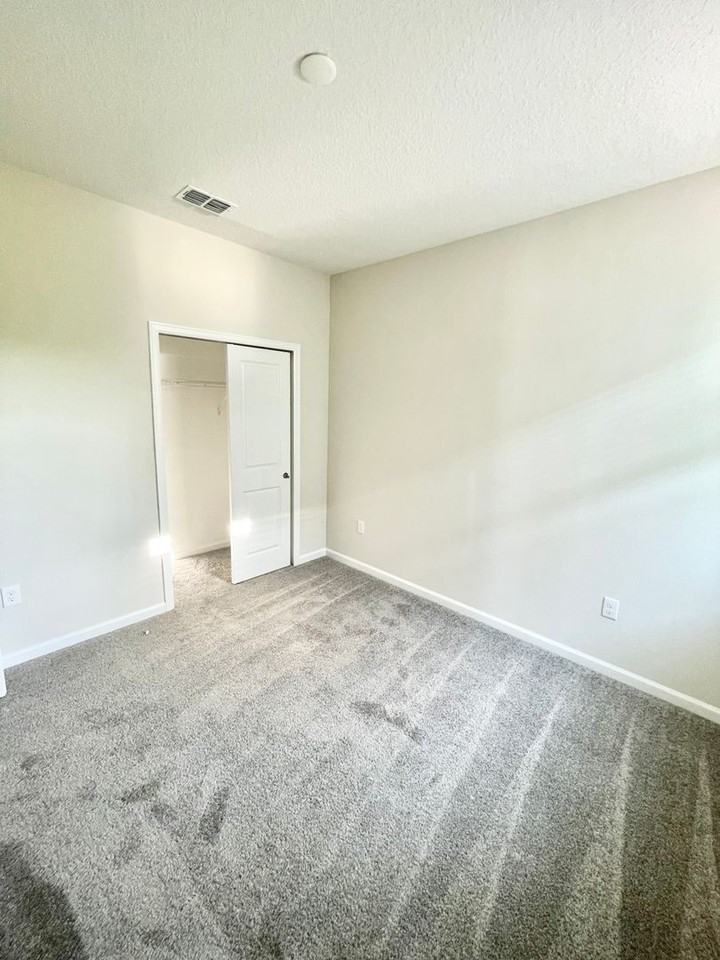 4491 Tahoe Cir - Photo 7 of 16