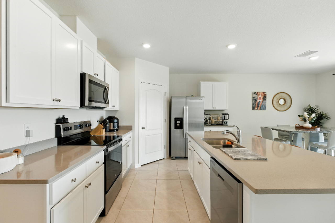 33504 Copper Hill Way - Photo 5 of 23