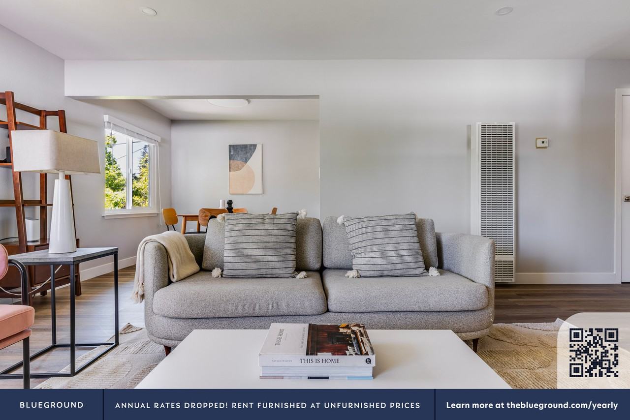 838 Roble Avenue - Photo 4 of 27