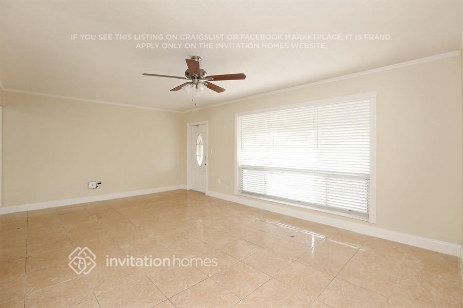 7828 Kismet St - Photo 4 of 27