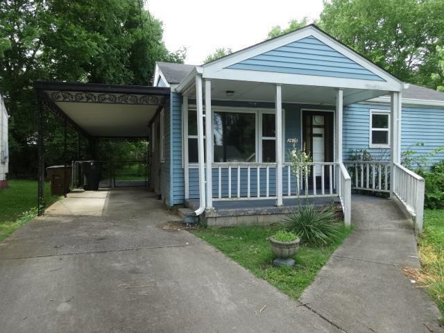 2605 Aspen Dr - Photo 3 of 11