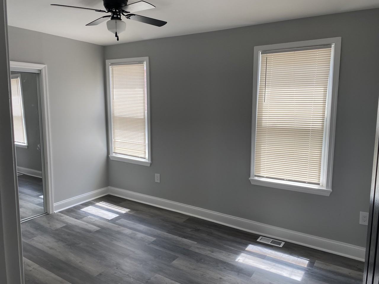 5112 Belair Road - Photo 4 of 17