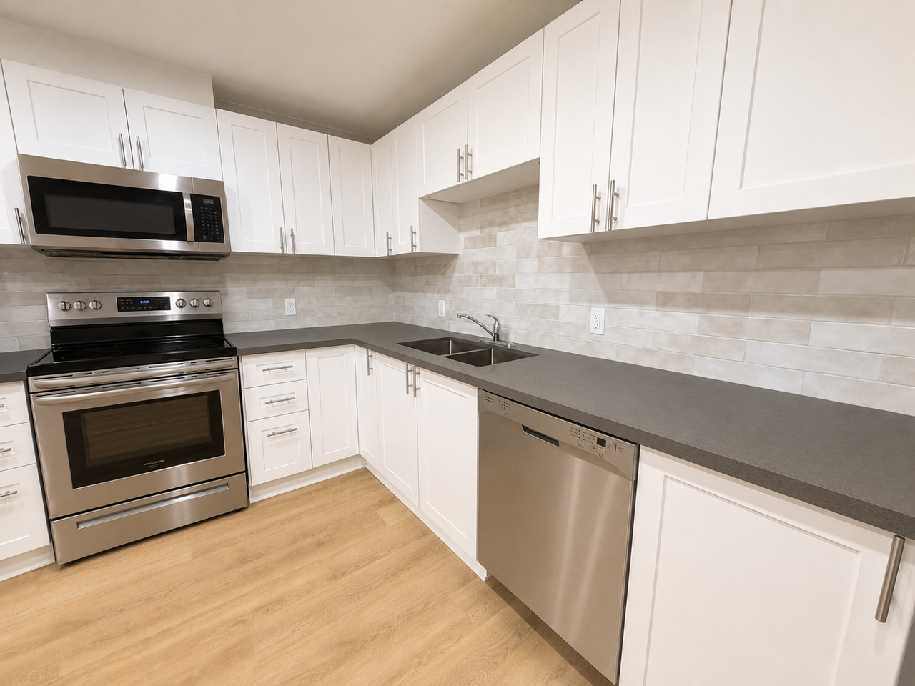 818 King Street - Photo 2 of 13
