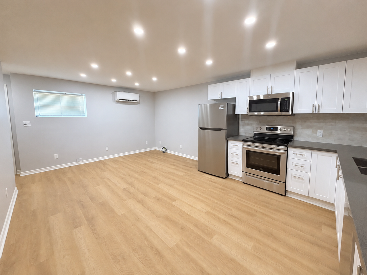 818 King Street - Photo 3 of 13