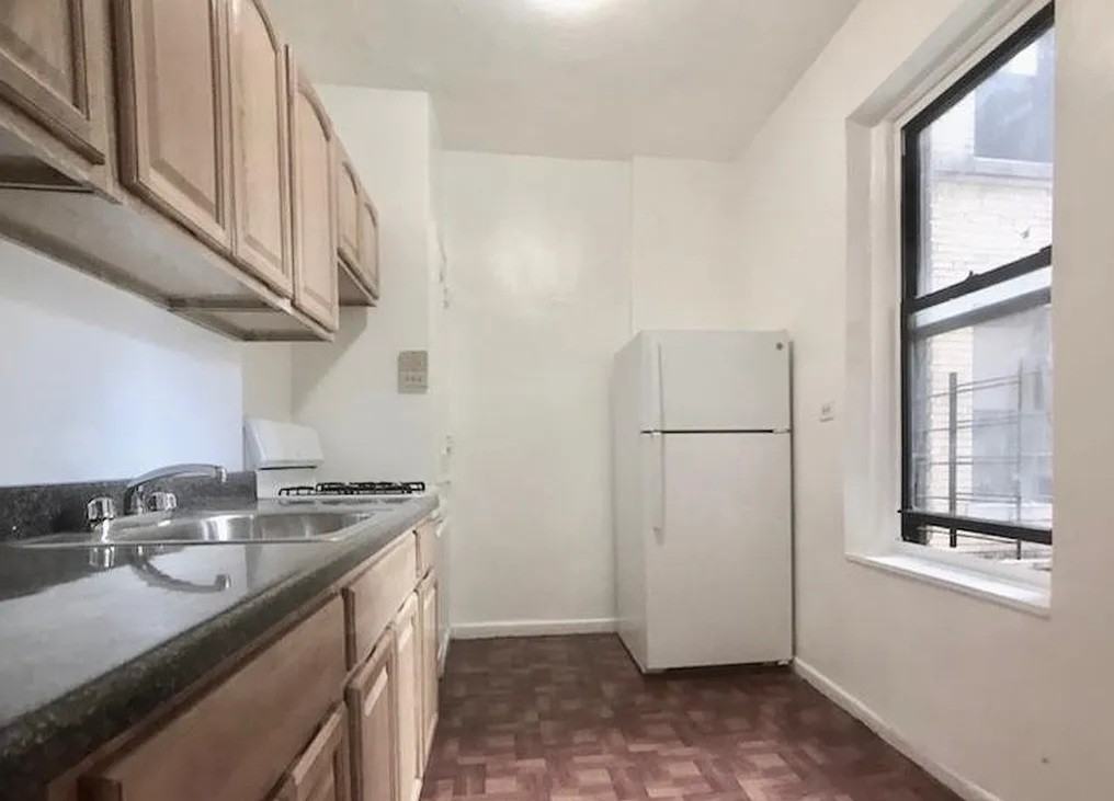 114 West 238th Street #5C - Photo 5 of 8