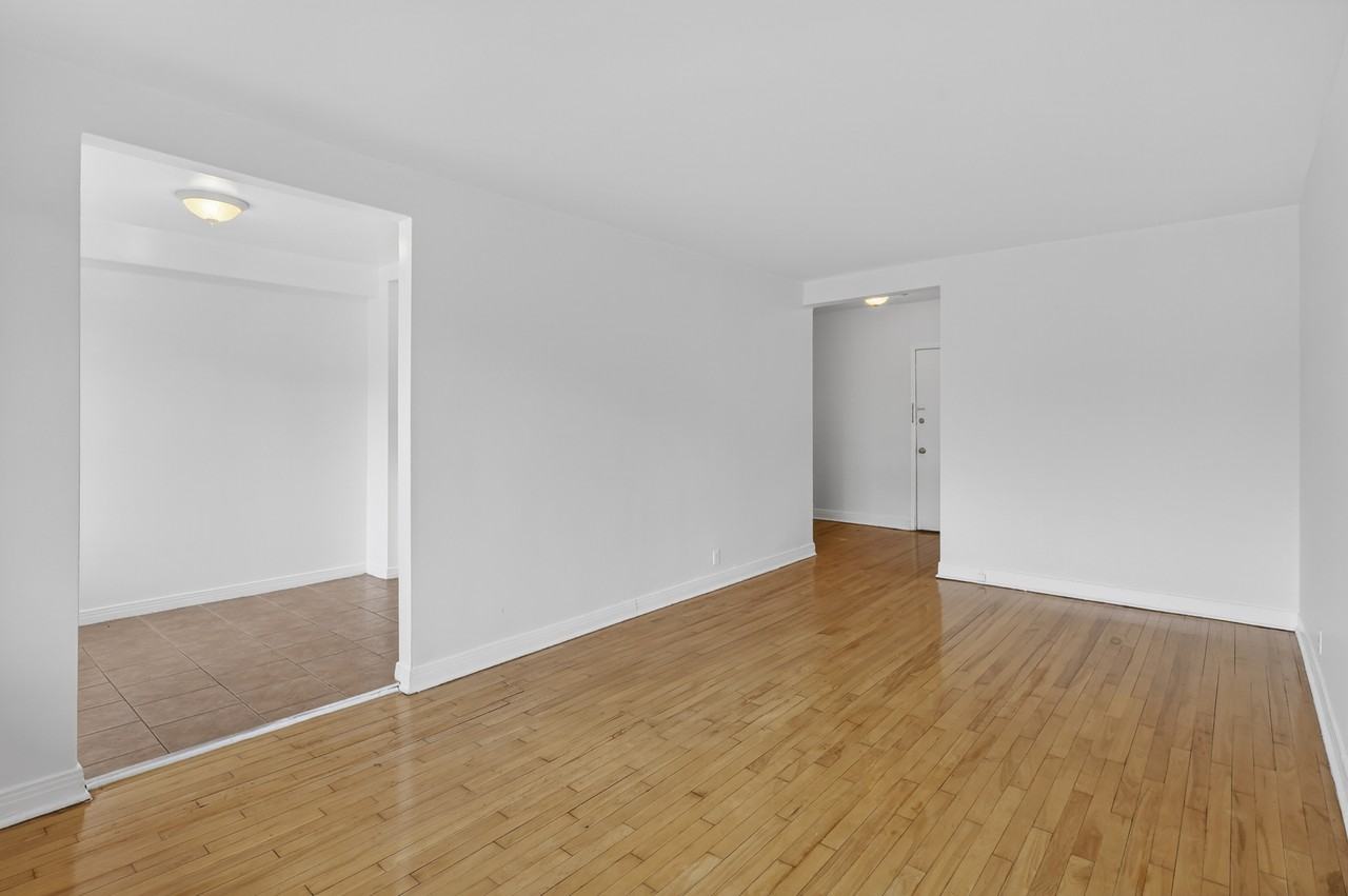 2800 Place de Darlington #15 - Photo 2 of 21
