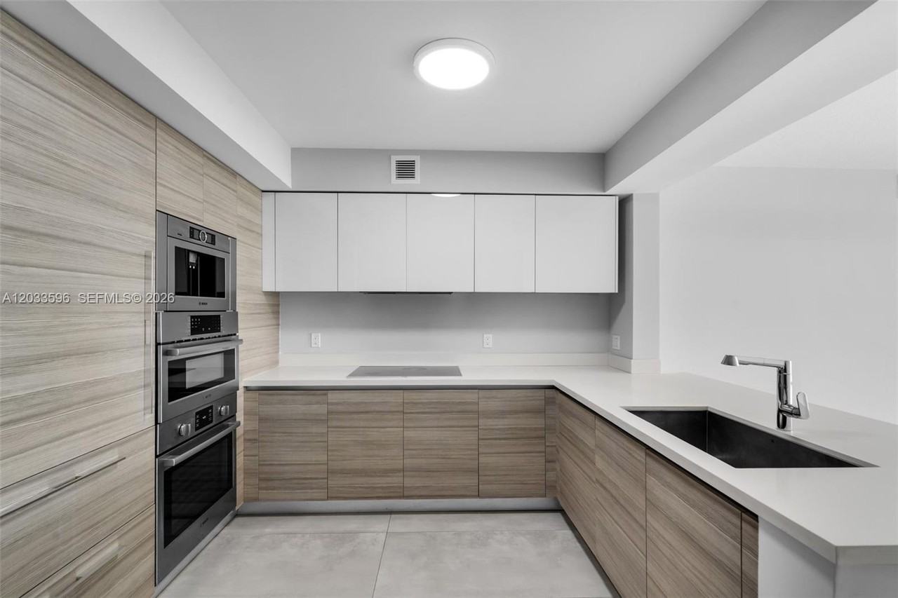300 Sunny Isles Boulevard #4-1805 - Photo 6 of 21