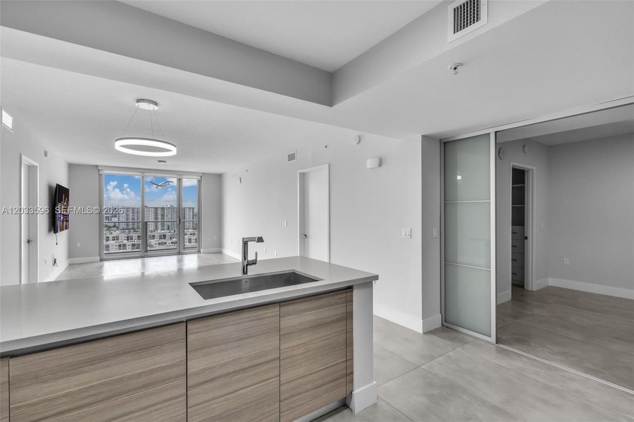 300 Sunny Isles Boulevard #4-1805 - Photo 7 of 21