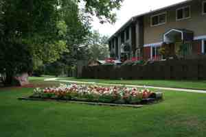 featured image of 163 Greenwood Villge