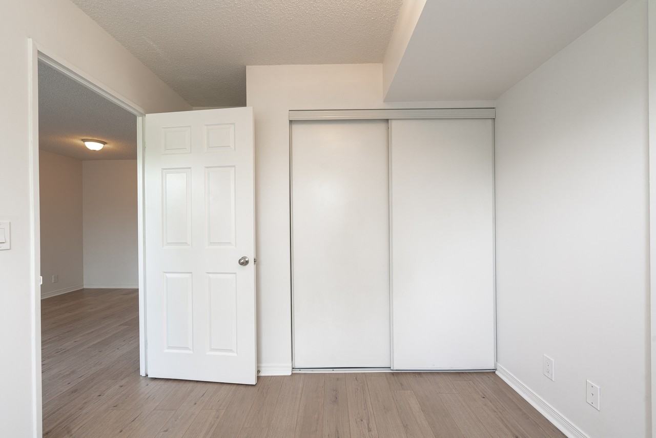 333 Sidney Belsey - Photo 6 of 50