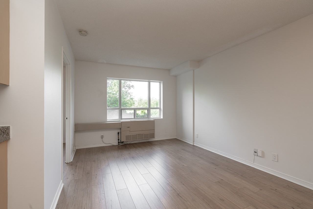 333 Sidney Belsey - Photo 7 of 50