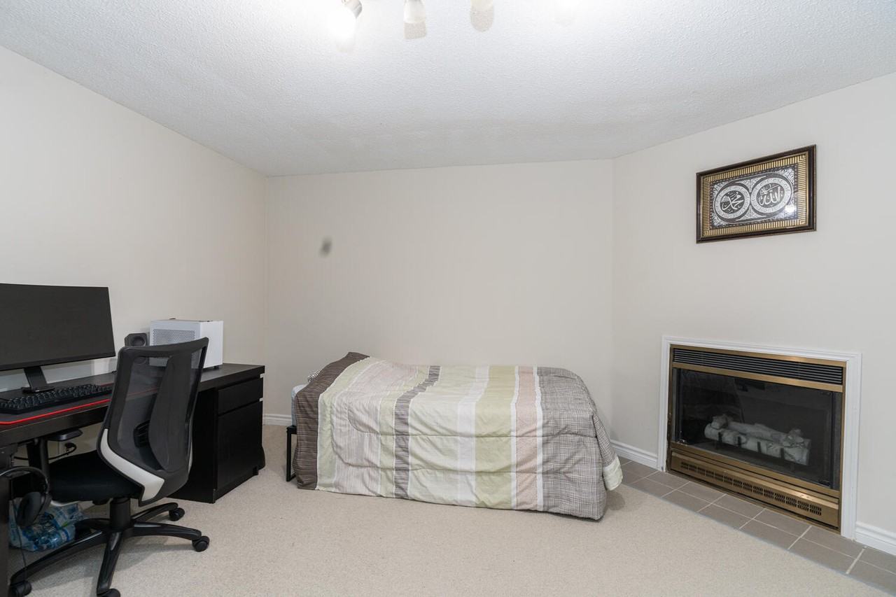 925 Lawson Road #10 - Photo 4 of 8