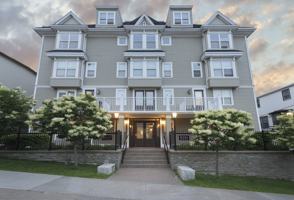 featured image of 5251 South St