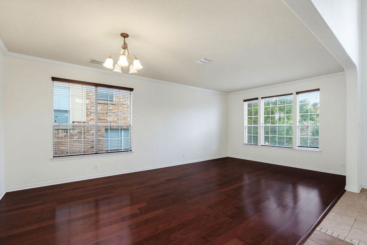 3415 Highline Trl - Photo 6 of 16