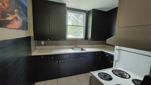 718 Mill Street #1 - Photo 5 of 51