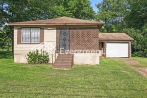 featured image of 425 Lenard Ave