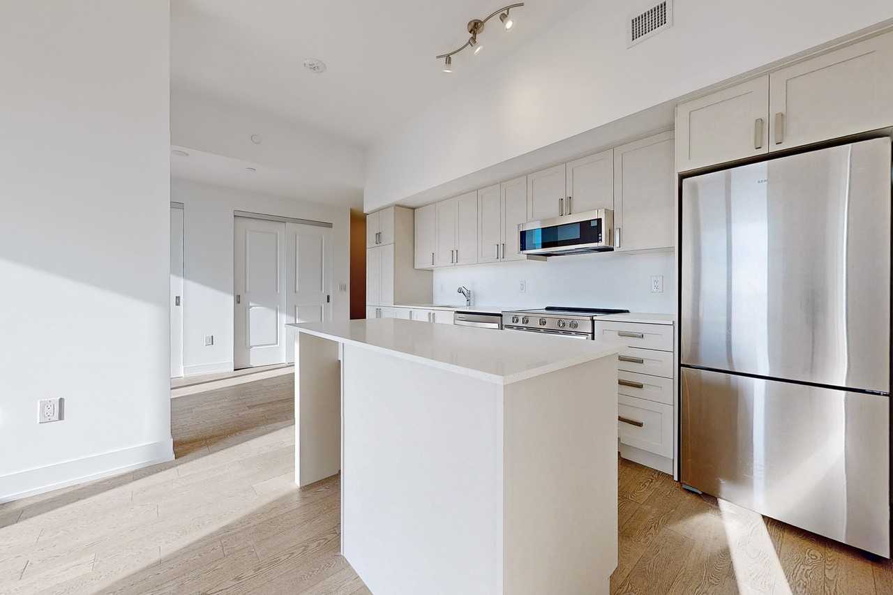 1063 Douglas McCurdy Common #602 - Photo 6 of 23