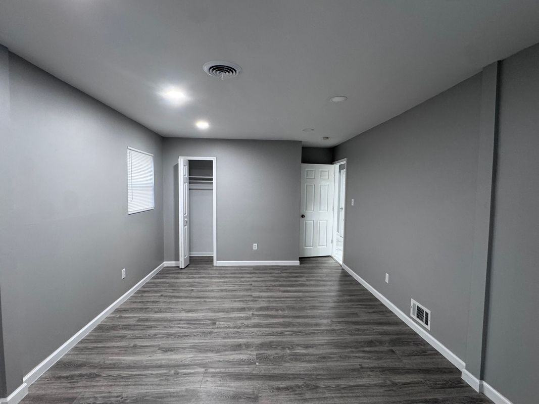 1412 E Goulson Ave - Photo 5 of 14