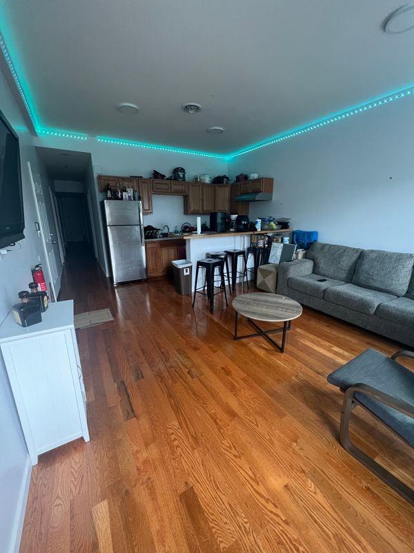 86 9th St ##2 - Photo 4 of 11