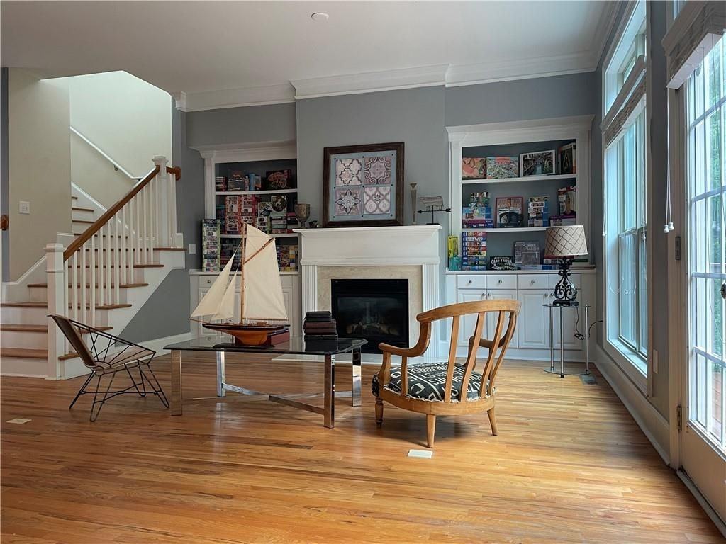 1581 Mosaic Way - Photo 5 of 27