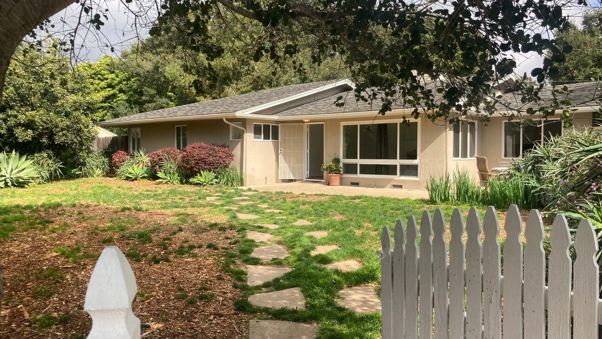 3935 Foothill Rd Unit 2