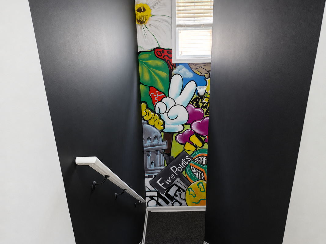 760 Vine St - Photo 4 of 28