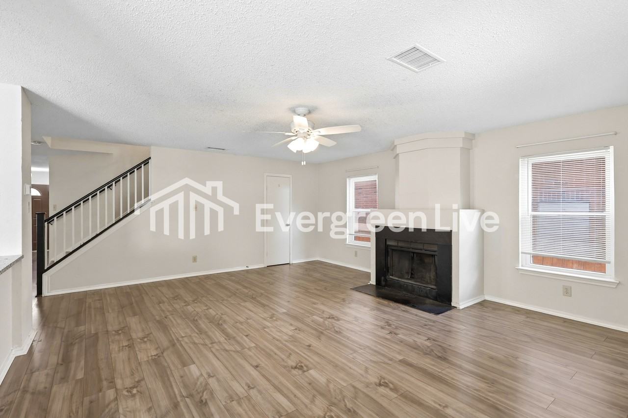 8102 Cantura Mls - Photo 5 of 15