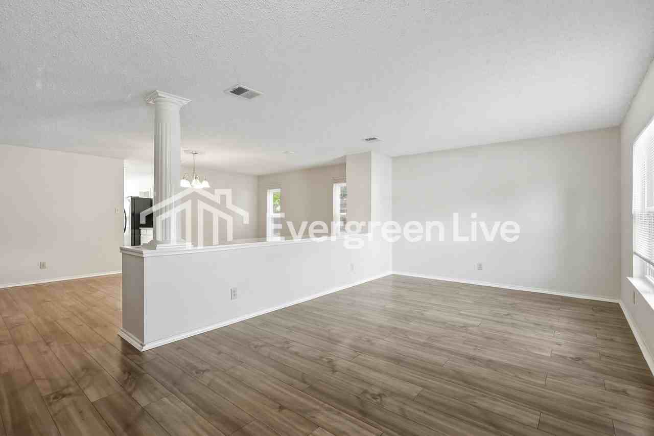 8102 Cantura Mls - Photo 7 of 15