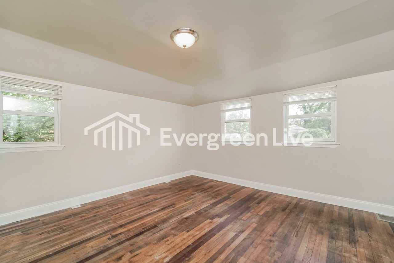 1674 Yakona Rd - Photo 7 of 15