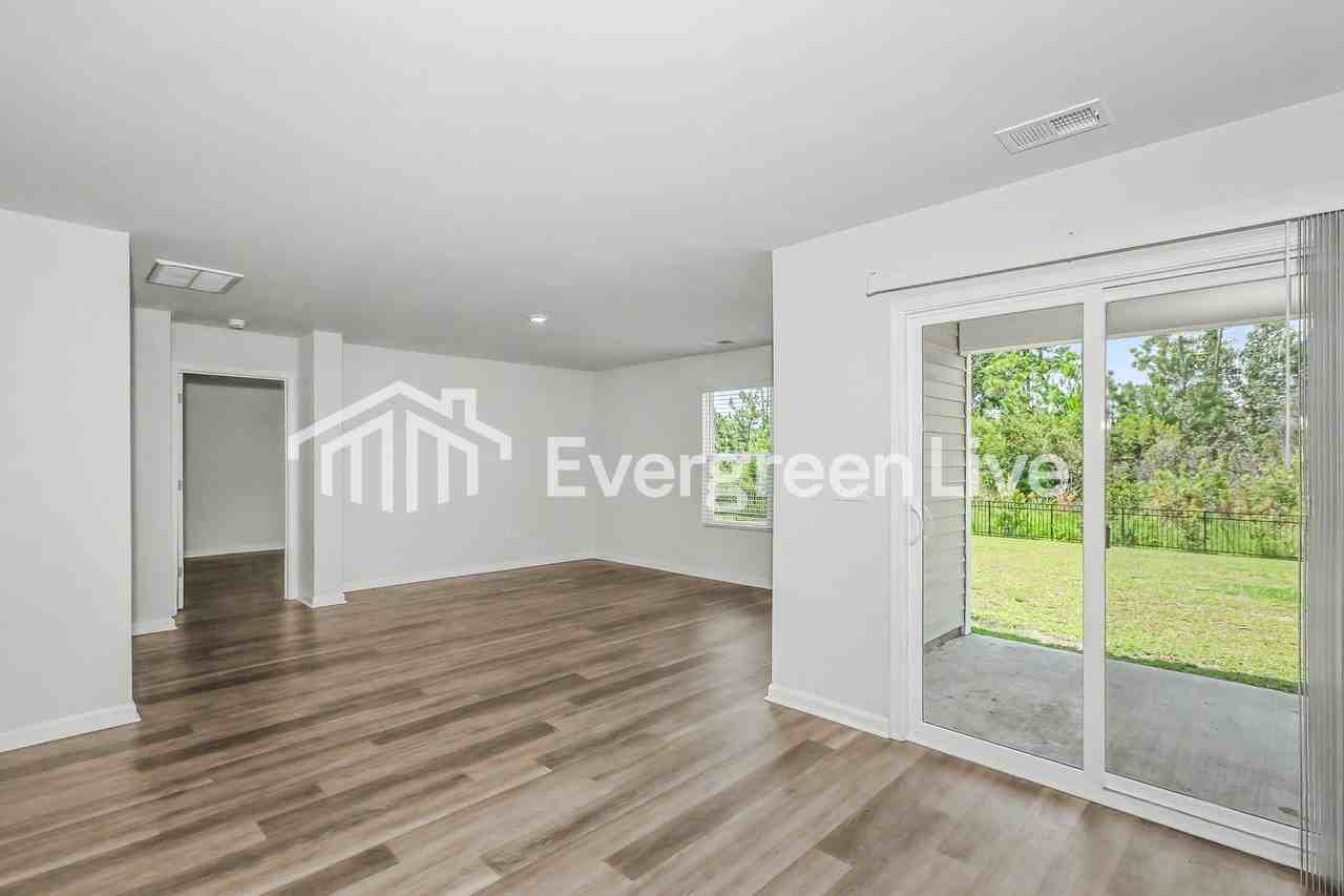 1212 Beechridge Ct - Photo 3 of 16