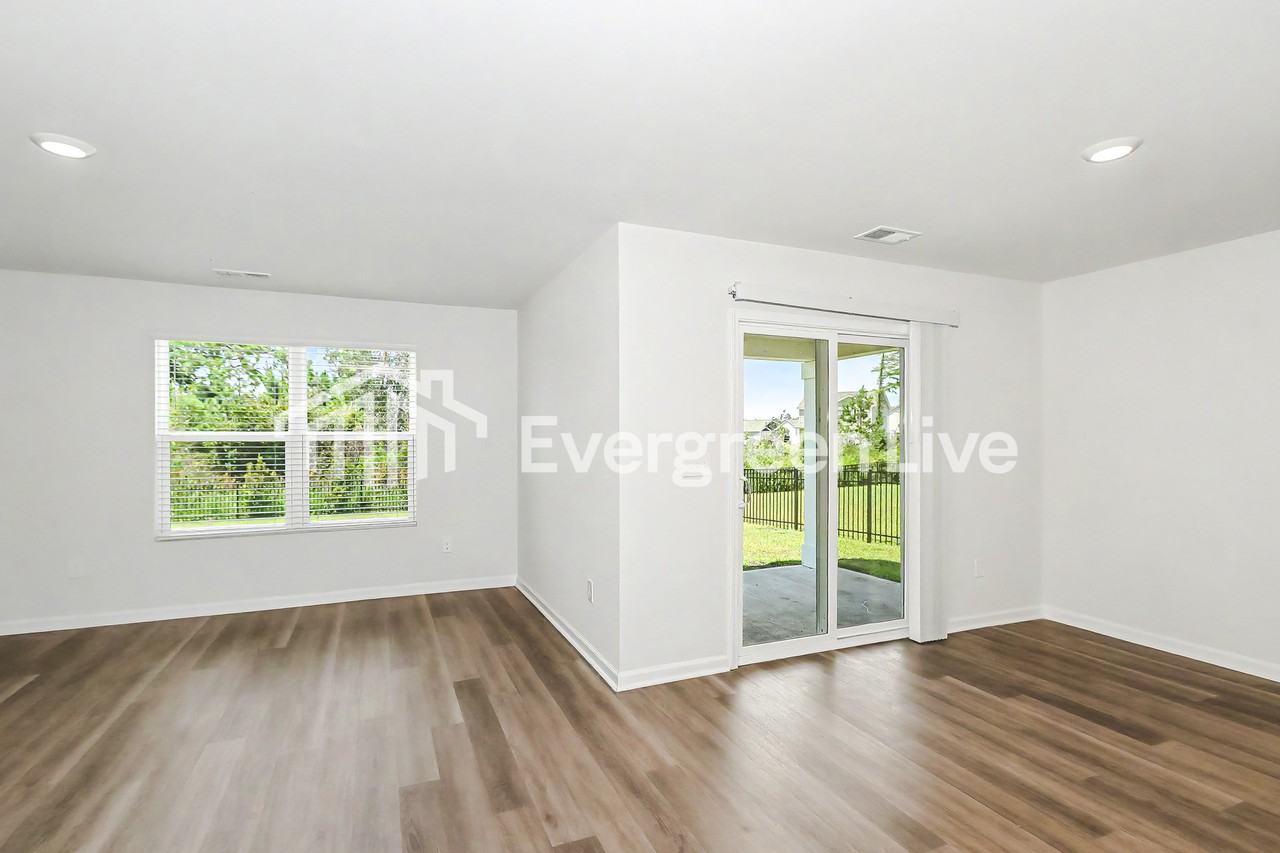1212 Beechridge Ct - Photo 4 of 16