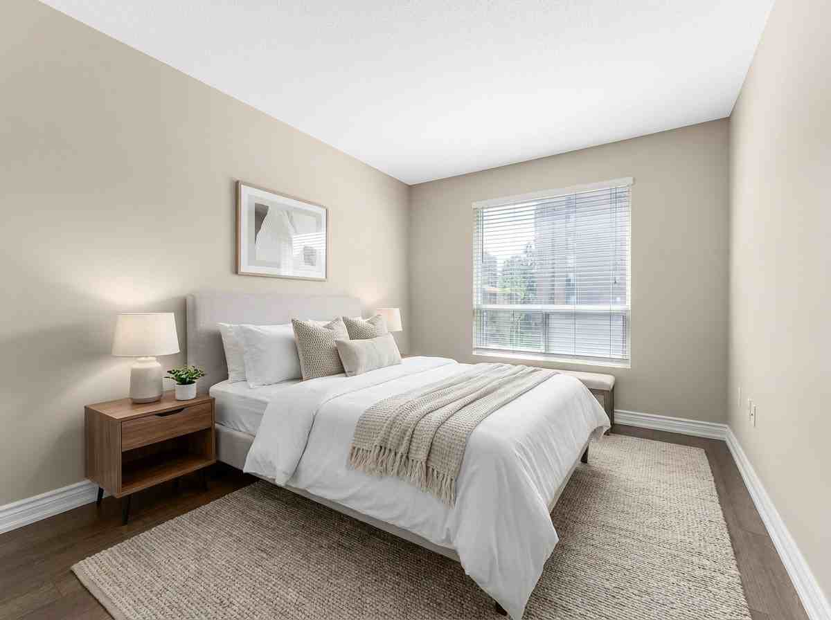 Baseline Court - Photo 2 of 41