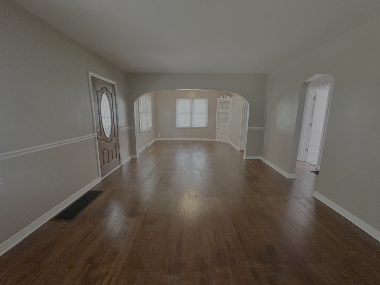 2212 Sw Burnett Rd - Photo 6 of 14