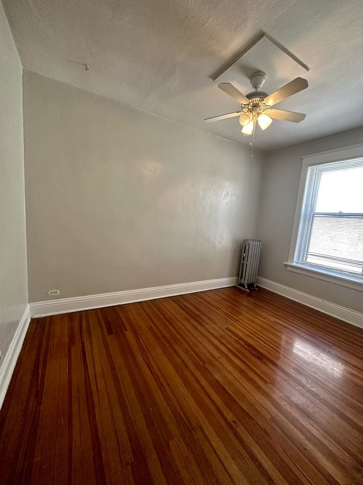 2208 E 17th Ave #7 - Photo 6 of 9
