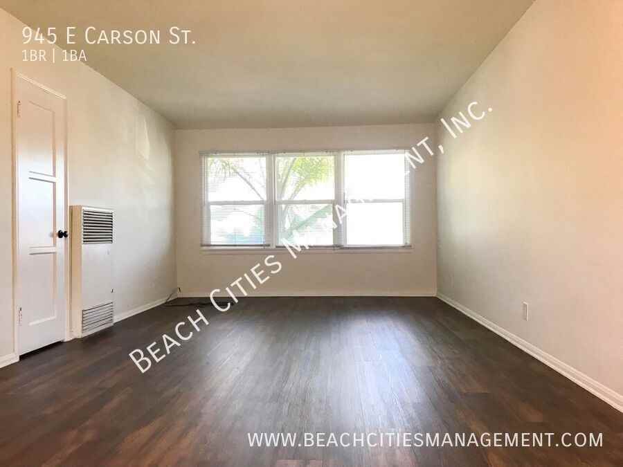 945 E Carson St - Photo 4 of 26