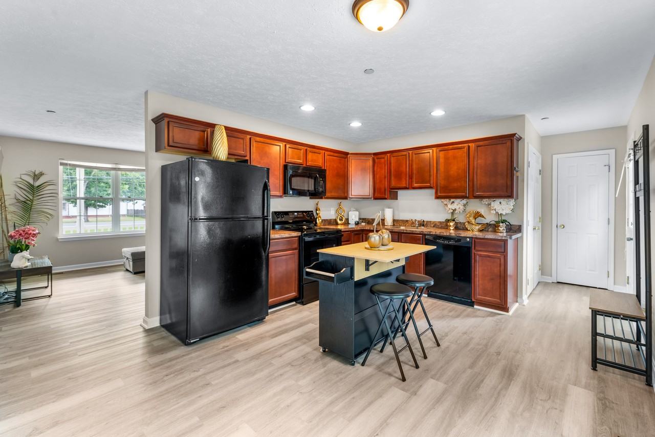 11102 Greenwell Pl #NA - Photo 2 of 15