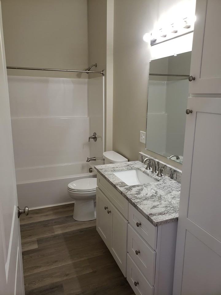 639 Main Street ##201 - Photo 5 of 9