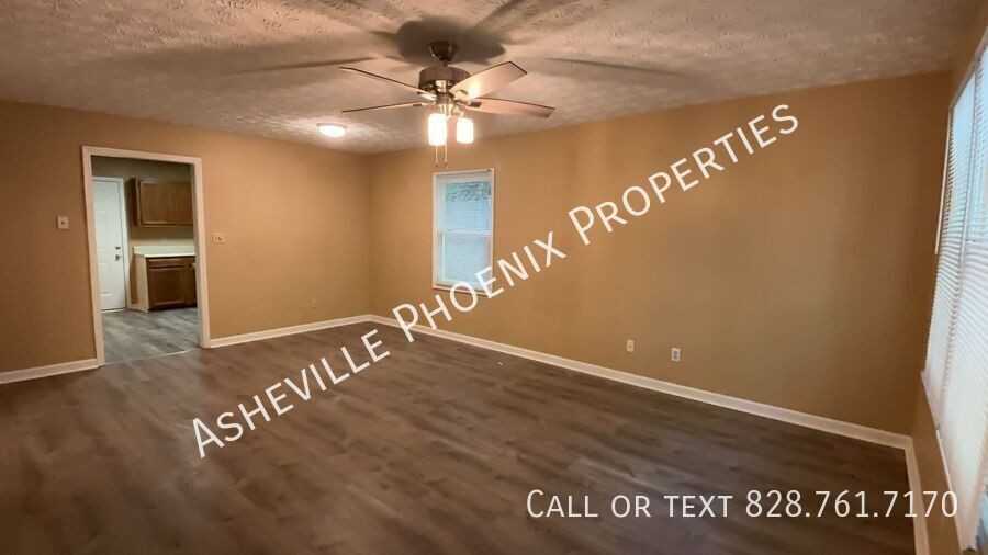8A Mountain View Rd - Photo 2 of 13