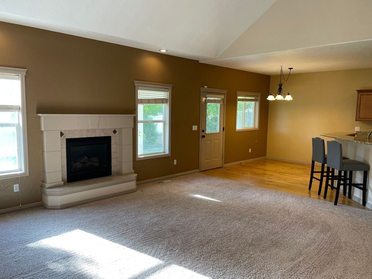 3607 Hermosa Ave - Photo 4 of 21