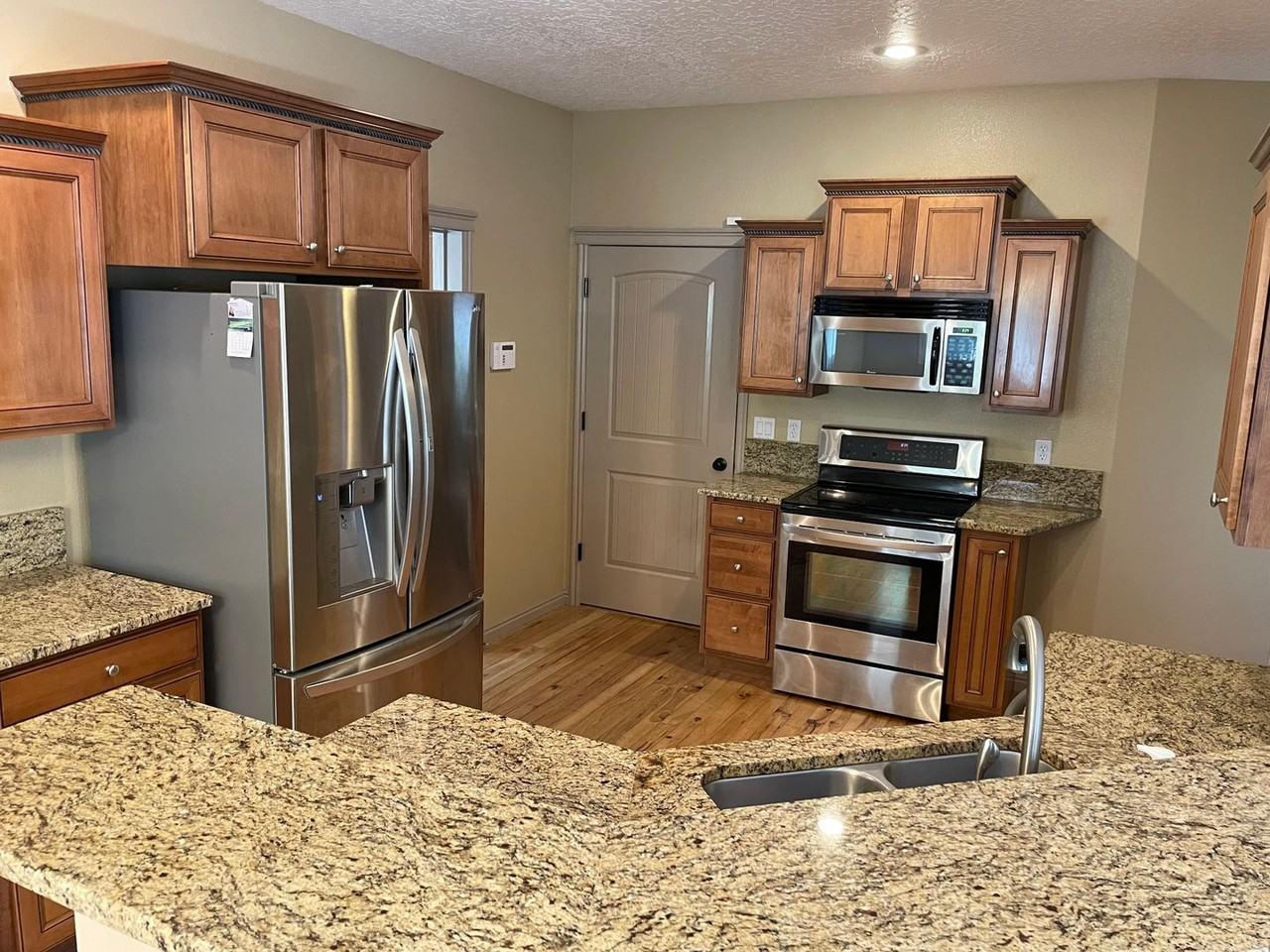 3607 Hermosa Ave - Photo 7 of 21