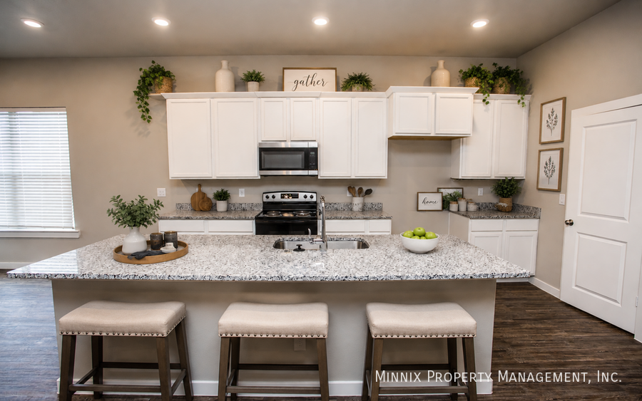 2150 Kirksey Ave - Photo 3 of 44