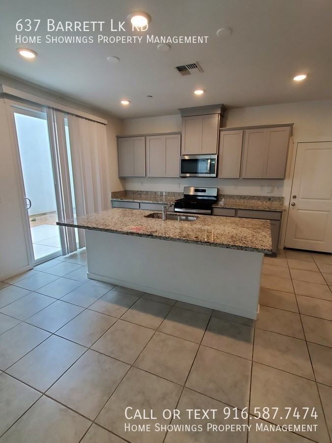 637 Barrett Lake Rd - Photo 3 of 19