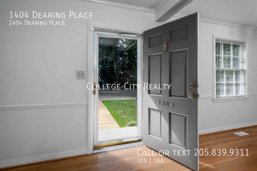 1404 Dearing Pl - Photo 6 of 26